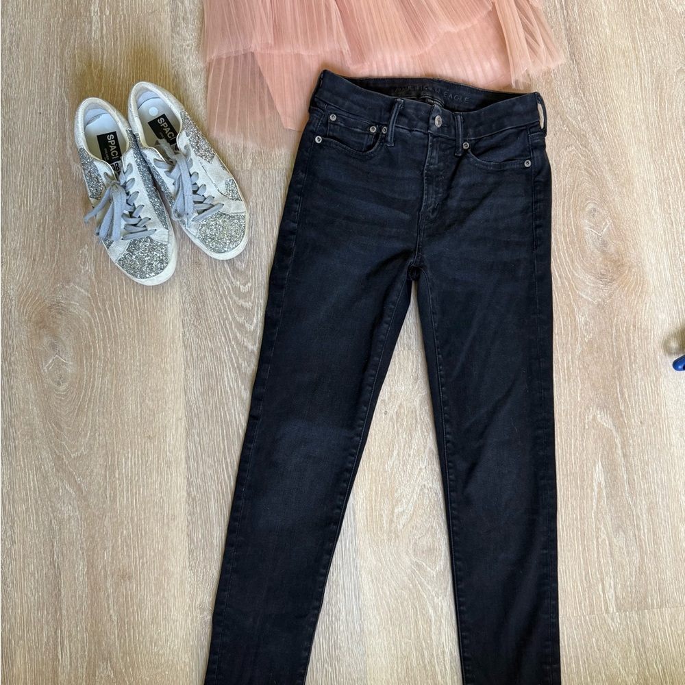 American Eagle Hi-Rise Jegging Black – Size 2 Long – Zipper Ankles - jeans only